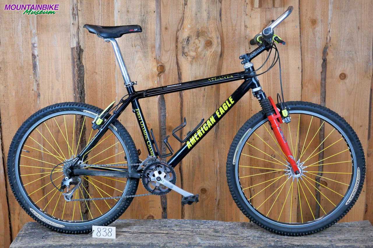 American Eagle Atlanta | 838